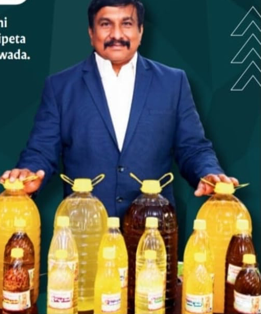Namgiri Naresh with the full range